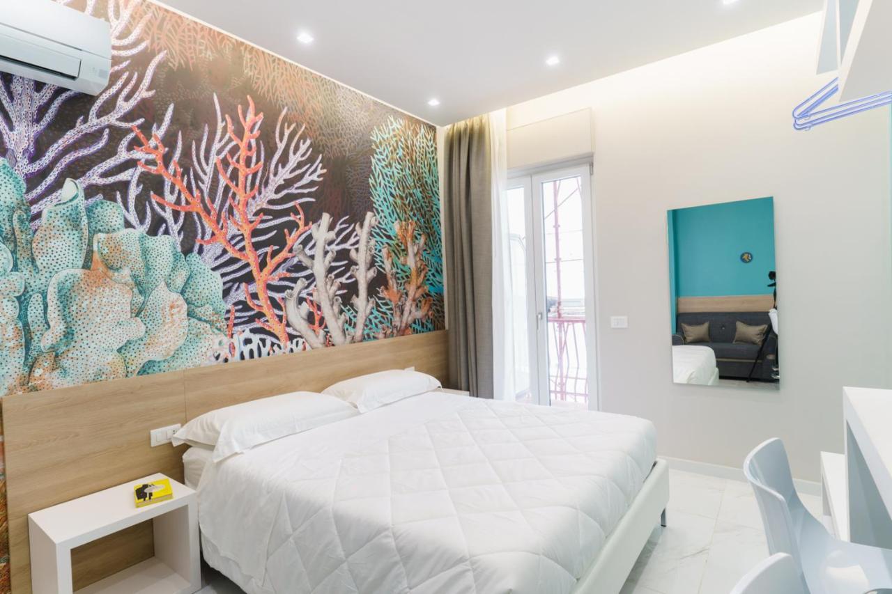 Abissi Room One Step From The Sea Trani Buitenkant foto